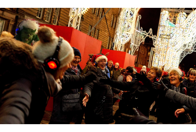 7 Silent Disco Christmas Party Ideas Yule Love